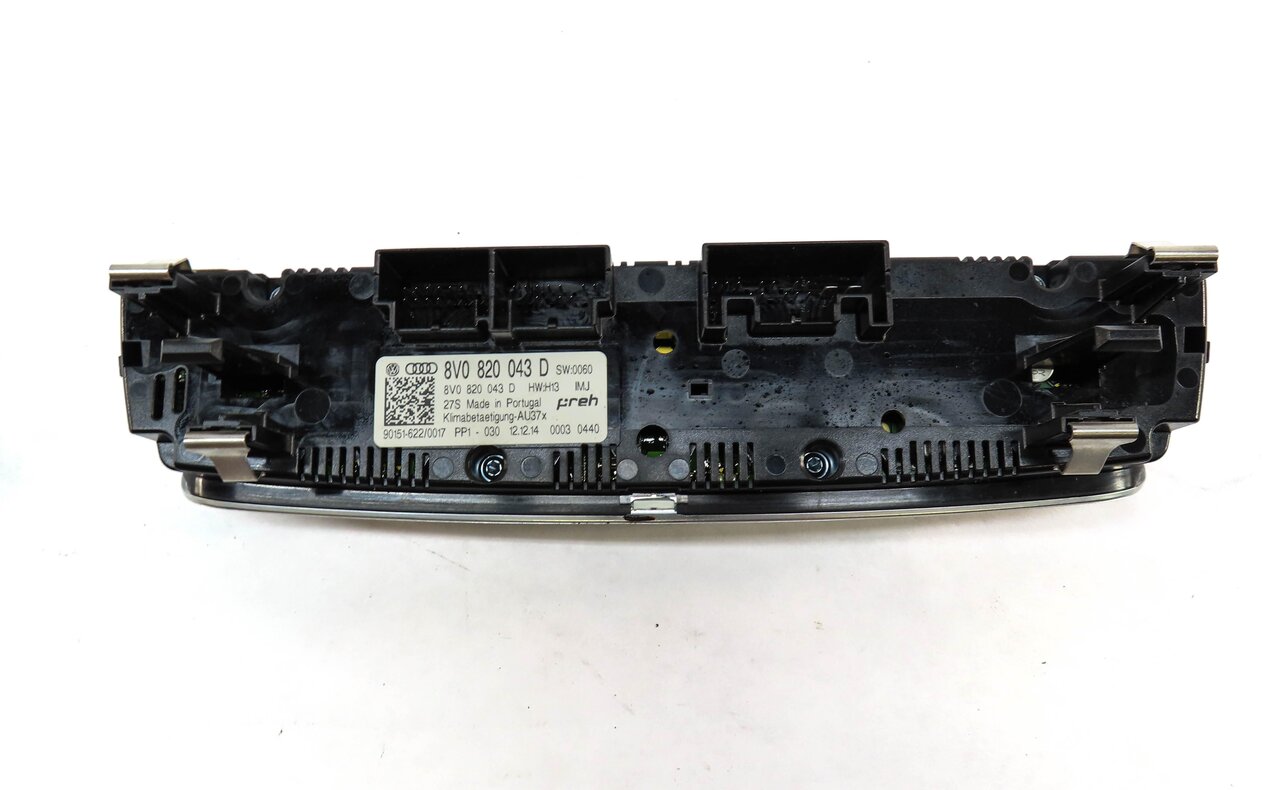 Thumbnail 5: 2015-2018 AUDI A3 S3 (8V) FRONT DUAL ZONE HEATER A/C TEMPERATURE CONTROL PANEL