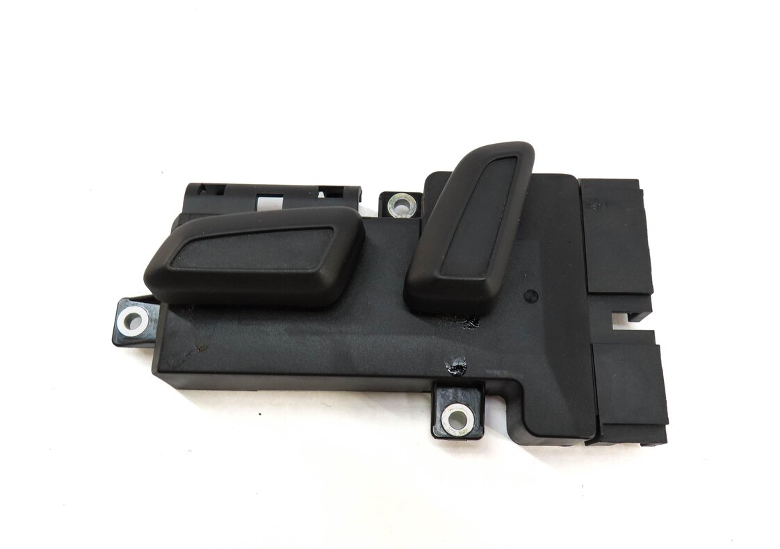 Thumbnail 5: 2015 AUDI A3 (8V) FRONT LEFT DRIVER SEAT ADJUST SWITCH w/ LUMBAR
