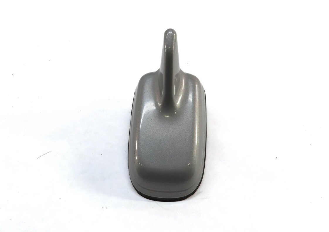 Thumbnail 2: 2015 AUDI A3 (8V) ROOF MOUNTED RADIO SHARK FIN ANTENNA (GRAY)