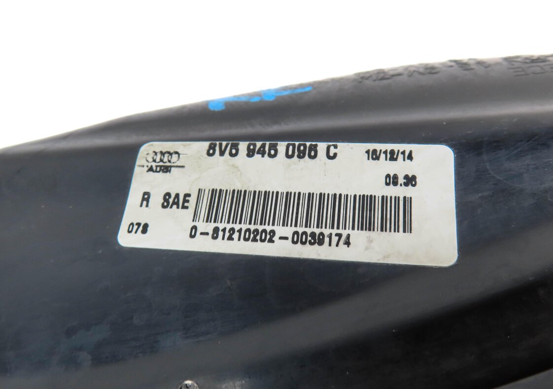 Thumbnail 5: 15-16 AUDI A3 S3 (8V) SEDAN / CONVERTIBLE - RIGHT LED TAILLIGHT BRAKE LIGHT LAMP
