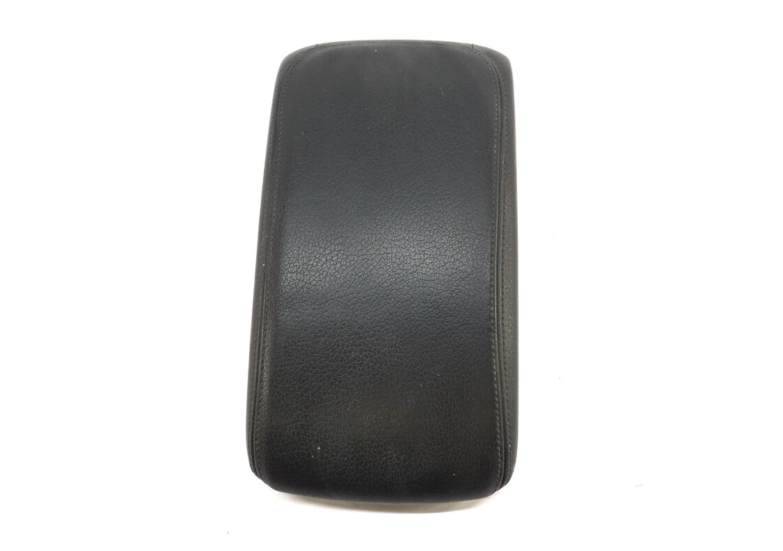Thumbnail 2: 15-20 AUDI A3 S3 (8V) FRONT CENTER CONSOLE ARM REST LID (BLACK)