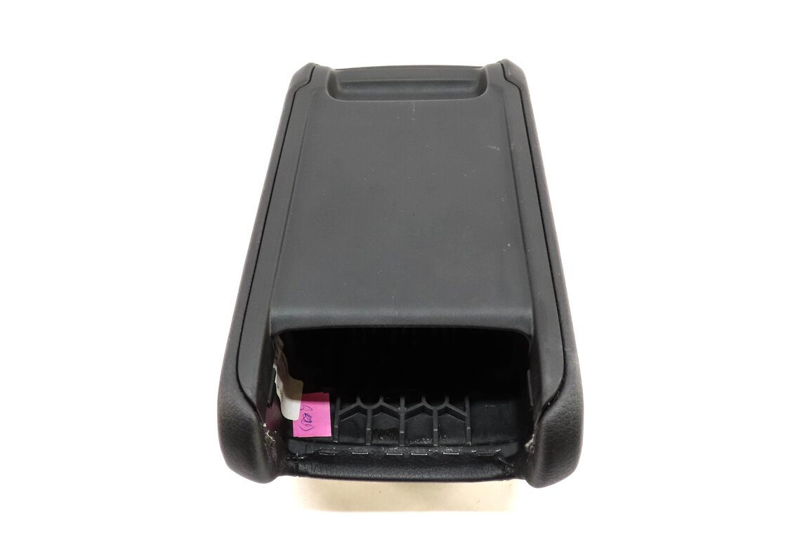 Thumbnail 4: 15-20 AUDI A3 S3 (8V) FRONT CENTER CONSOLE ARM REST LID (BLACK)