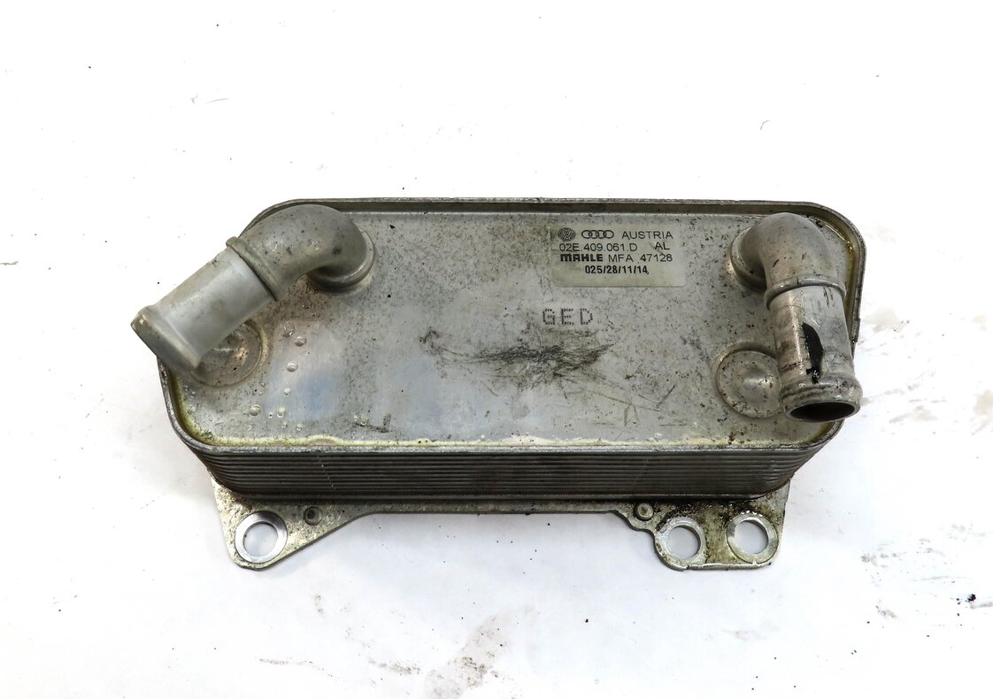 Thumbnail 2: 2015 AUDI A3 (8V) 1.8L TURBO CNSB ENGINE TRANSMISSION OIL COOLER 02E409061D