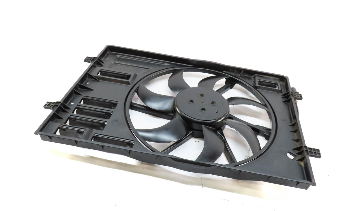 Thumbnail 1: 15-16 AUDI A3 (8V) 1.8L TURBO ENGINE RADIATOR COOLING FAN & SHROUD ASSEMBLY