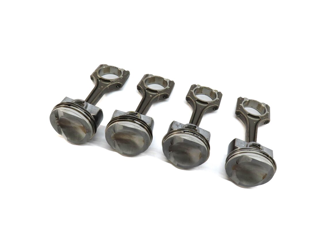 15-16 AUDI A3 (8V) 15 GOLF 1.8T (CNSB) TURBO ENGINE PISTON w/ ROD SET of 4