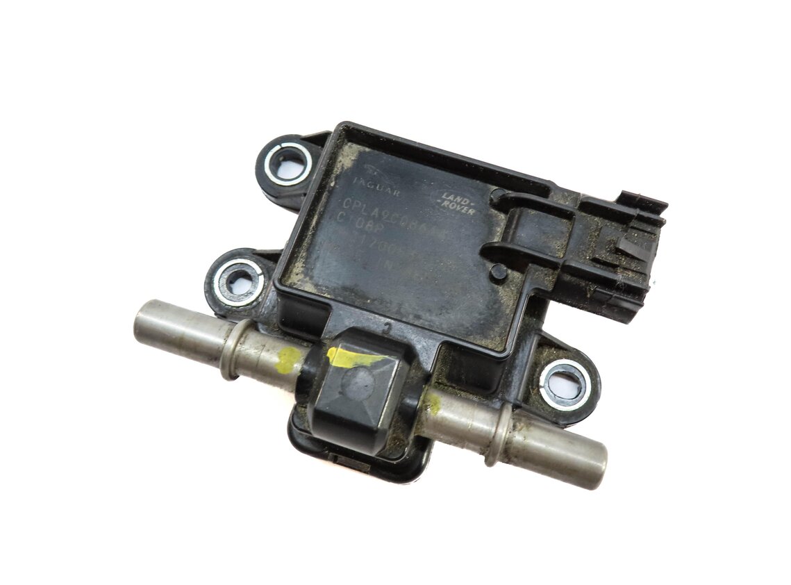 Thumbnail 1: 2015 RANGE ROVER (L405) SUPERCHARGED - FLEX FUEL SENSOR