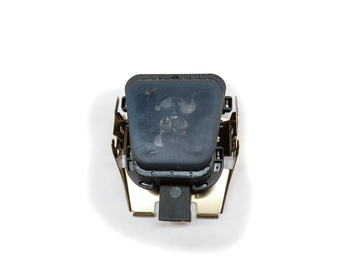 Thumbnail 2: 2015 RANGE ROVER (L405) RAIN LIGHT SENSOR MODULE RLS