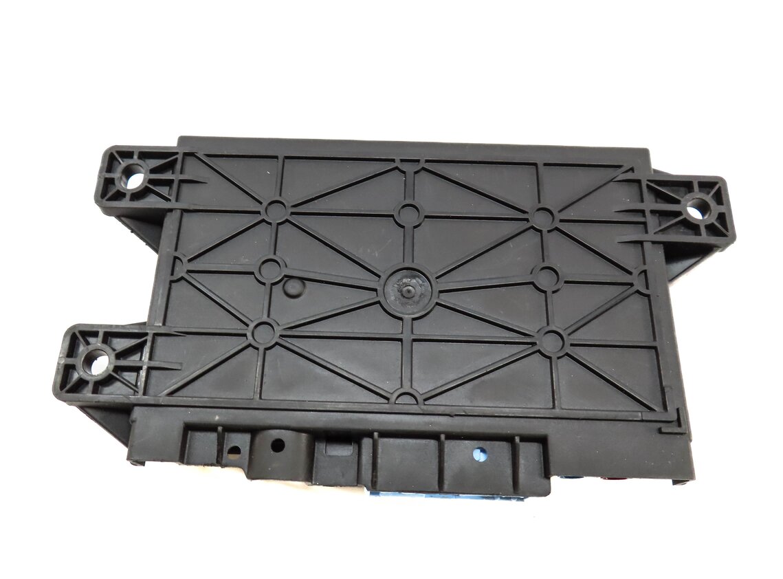 Thumbnail 3: 2015 RANGE ROVER (L405) TELEMATICS CONTROL MODULE COMPUTER