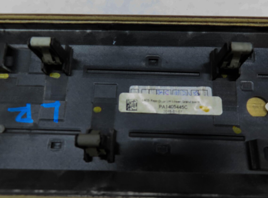 Thumbnail 4: 2015 RANGE ROVER (L405) LEFT REAR DOOR WOOD TRIM PANEL (GRAND BLACK)