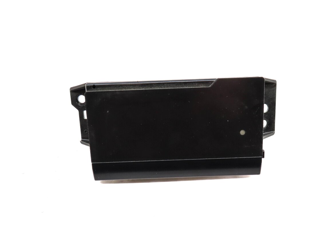 Thumbnail 2: 2015 RANGE ROVER (L405) RIGHT TOUCH SCREEN CONTROL MODULE