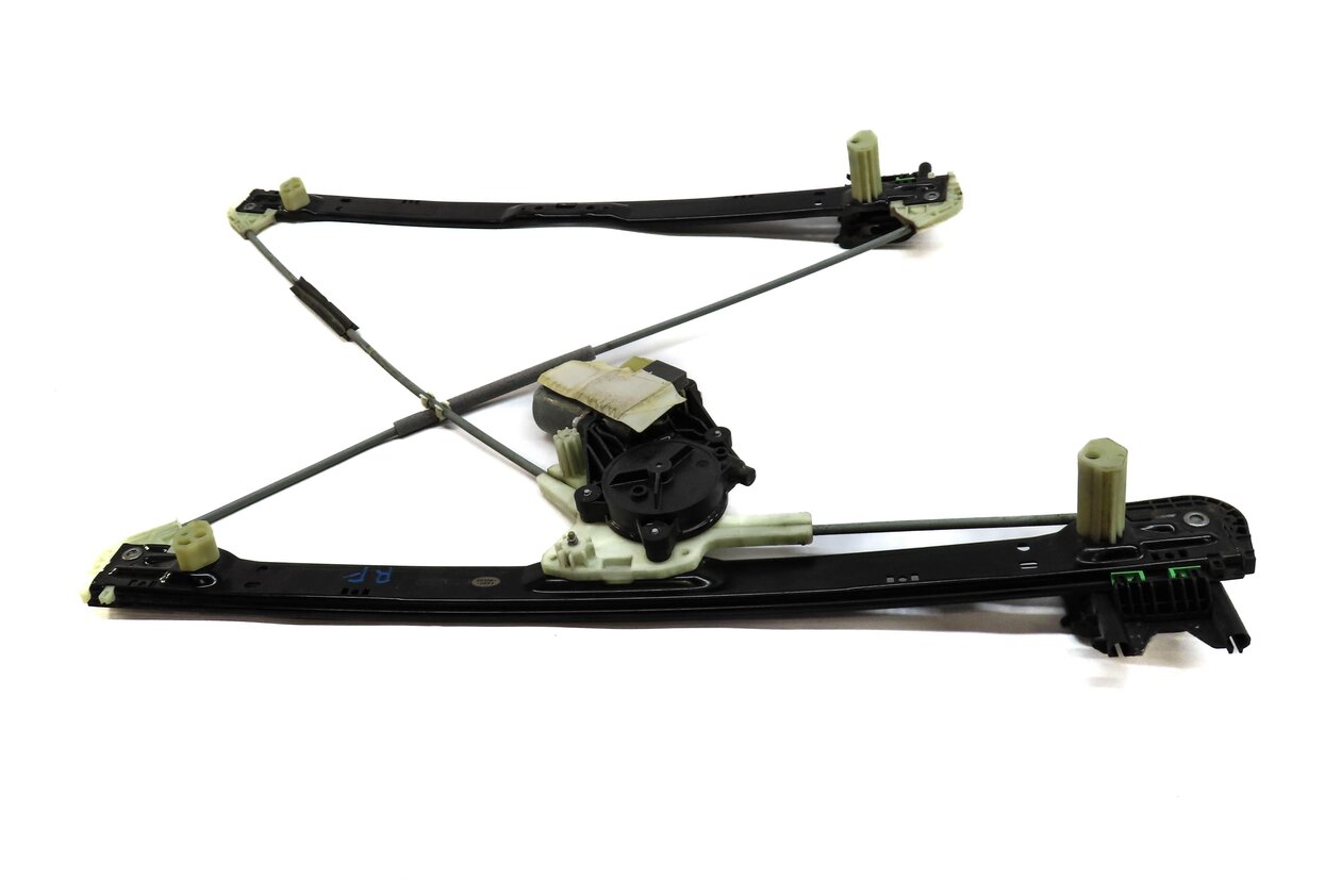 Thumbnail 3: 13-19 RANGE ROVER (L405) RIGHT FRONT PASSENGER DOOR WINDOW REGULATOR w/ MOTOR