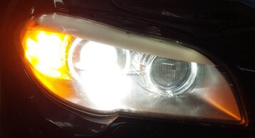 Thumbnail 2: 2011-2013 BMW 528i 535i 550i M5 (F10) RIGHT - XENON HID ADAPTIVE HEADLIGHT LAMP