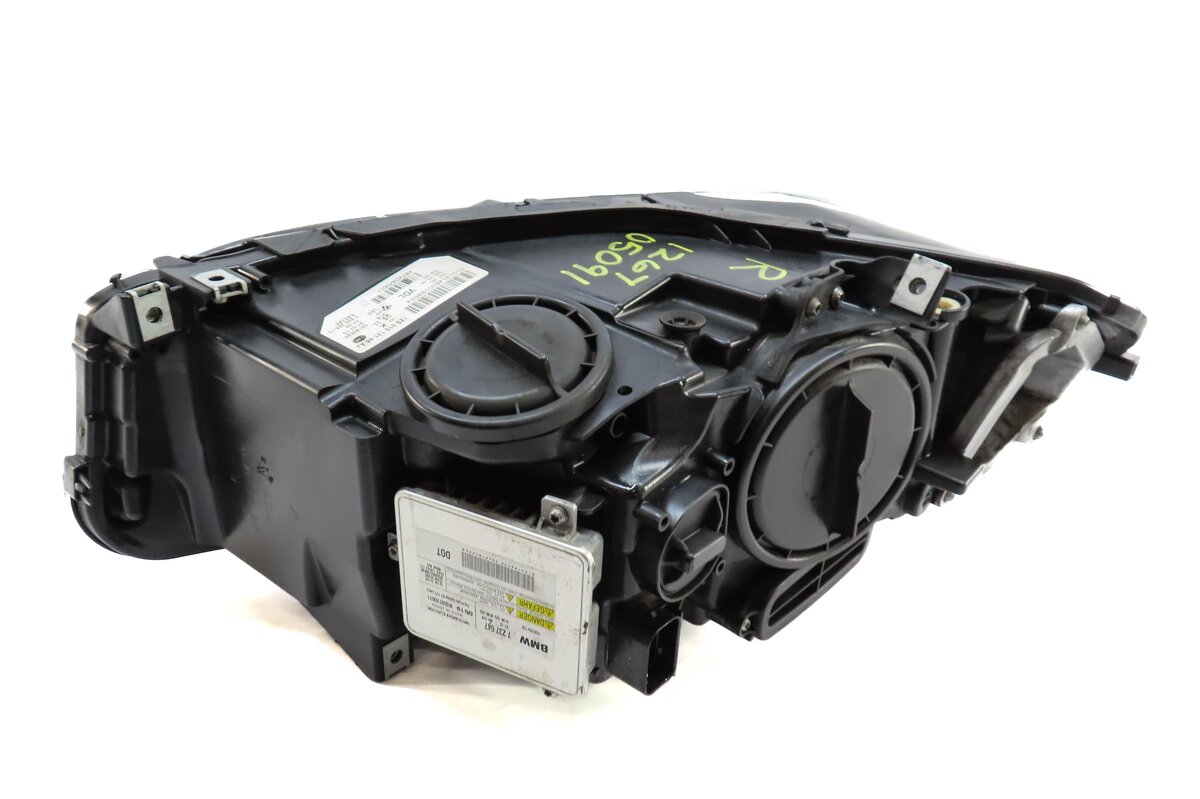 Thumbnail 4: 2011-2013 BMW 528i 535i 550i M5 (F10) RIGHT - XENON HID ADAPTIVE HEADLIGHT LAMP