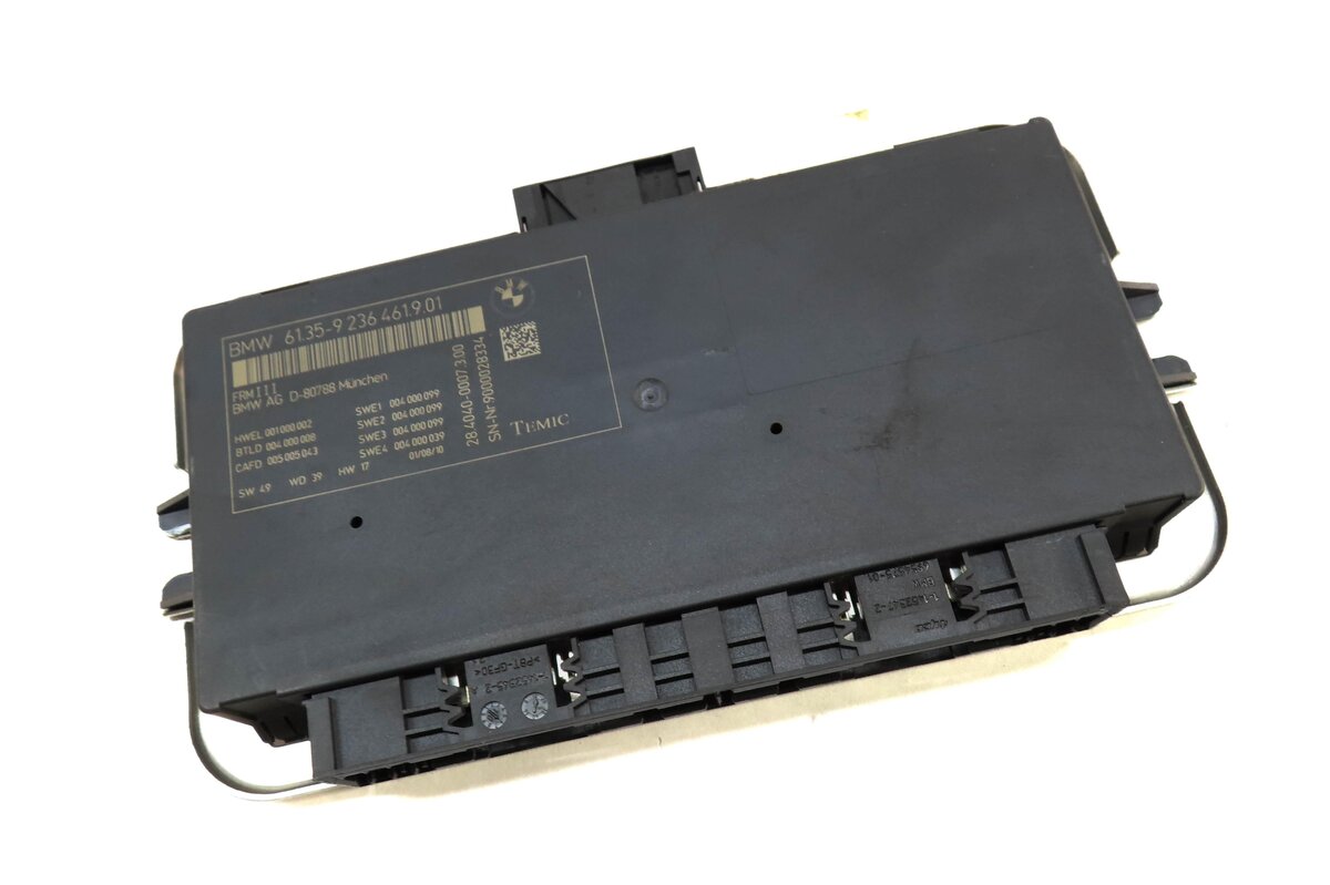 Thumbnail 4: 10-17 BMW 5 6 7 M5 X3 X4 (F06 F10 F12 F25 F26) FRM III BODY LIGHT CONTROL MODULE