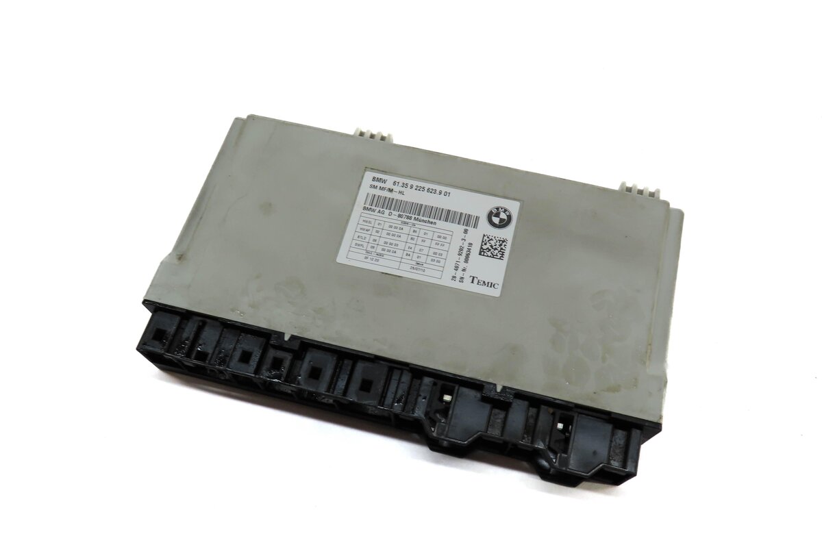 Thumbnail 1: 10-17 BMW 5 6 7 SERIES F01 F06 F10 FRONT LEFT DRIVER COMFORT SEAT CONTROL MODULE