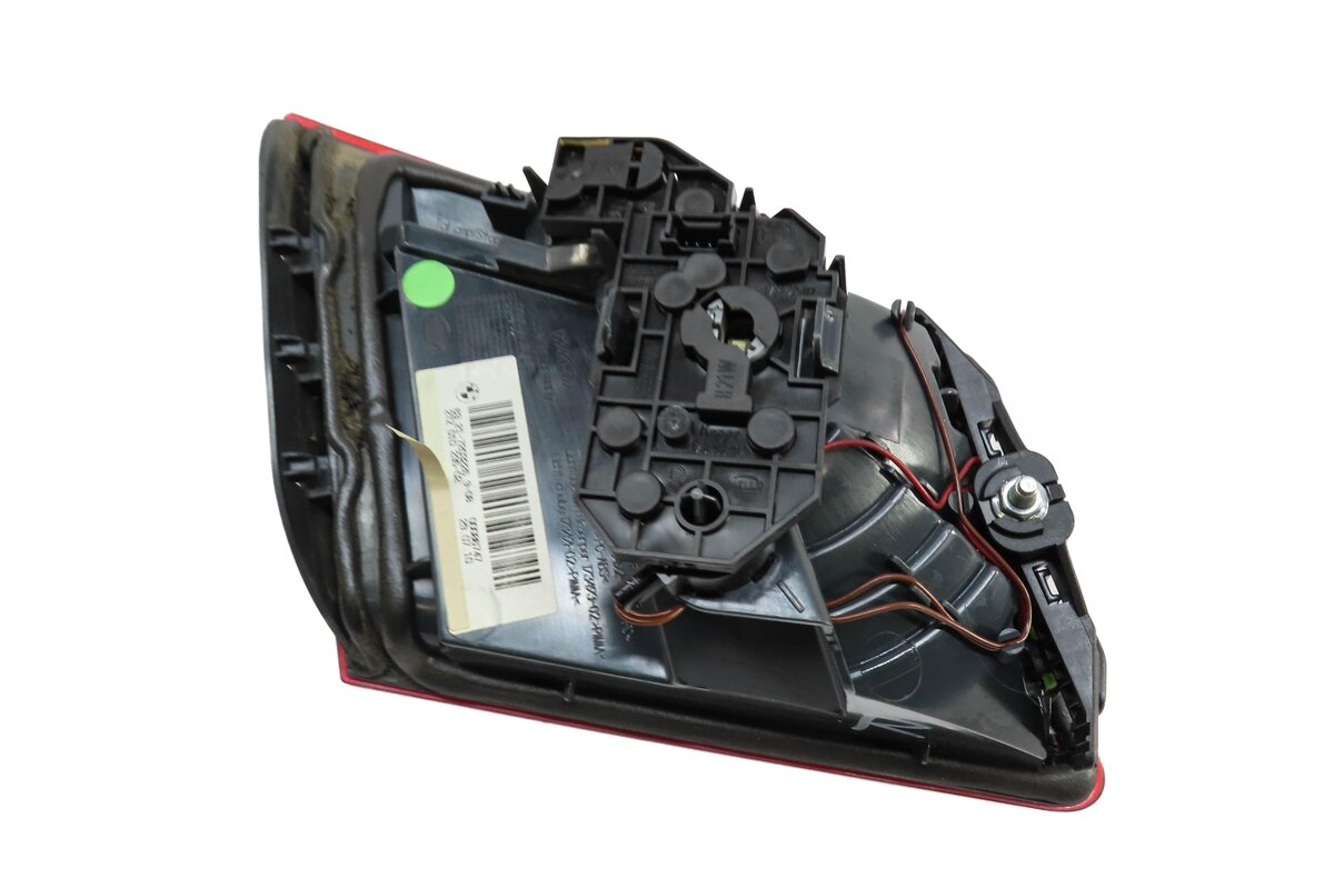 Thumbnail 3: 11-13 BMW 528i 535i 550i M5 (F10) RIGHT REAR INNER TRUNK TAILLIGHT LIGHT LAMP