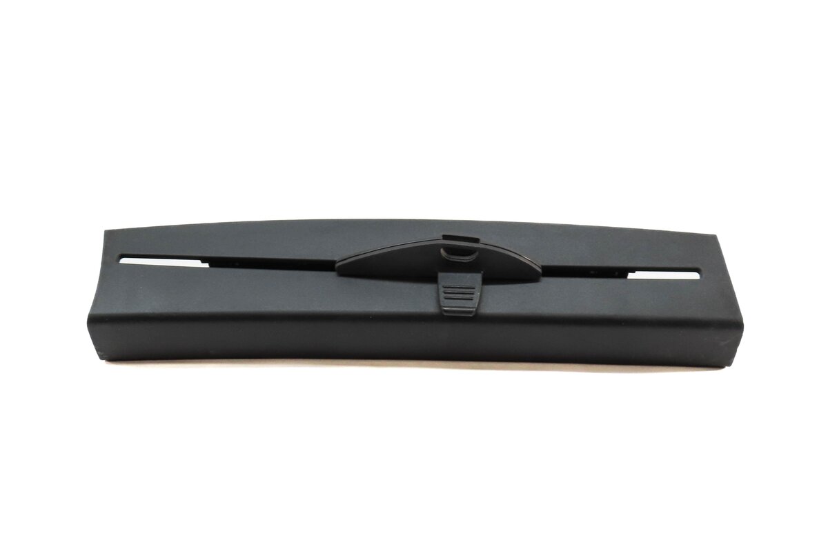 Thumbnail 2: 11-16 BMW 528i 535i 550i (F10) LEFT REAR DOOR QUARTER VENT WINDOW PRIVACY SHADE