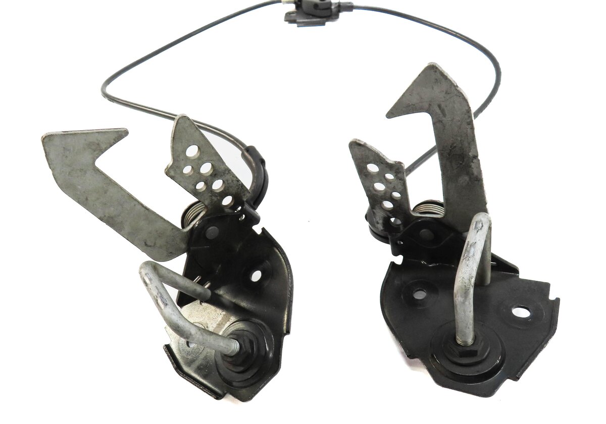 Thumbnail 5: 2011 BMW 535i (F10) FRONT LEFT & RIGHT UPPER HOOD LOCK LATCH SET-2 w/ RELEASE