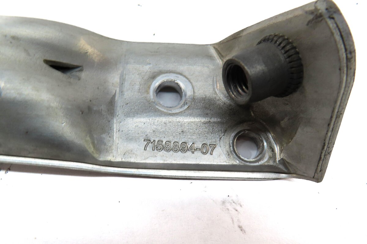 Thumbnail 5: 2011 BMW 535i (F10) FRONT LEFT & RIGHT BUMPER SUPPORT BRACKET SET-2