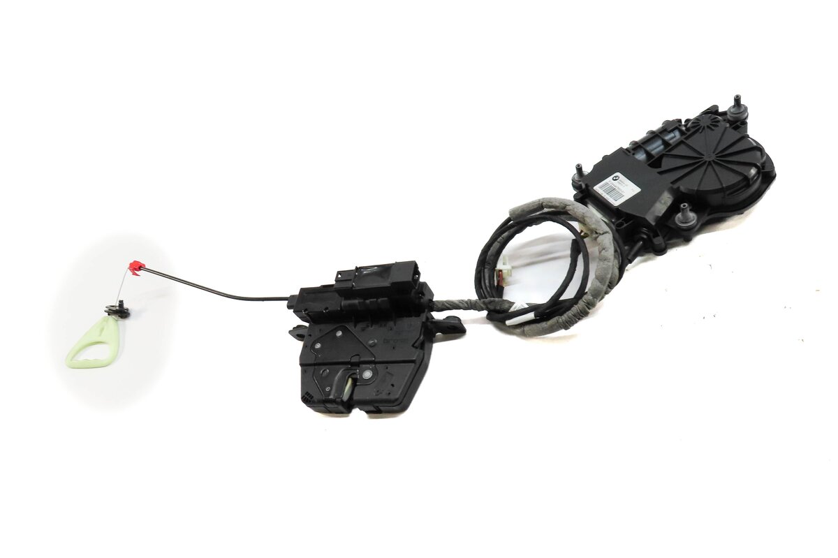 Thumbnail 1: 2011 BMW 535i (F10) REAR TRUNK LOCK LATCH ACTUATOR w/ SOFT CLOSE ASSIST MOTOR