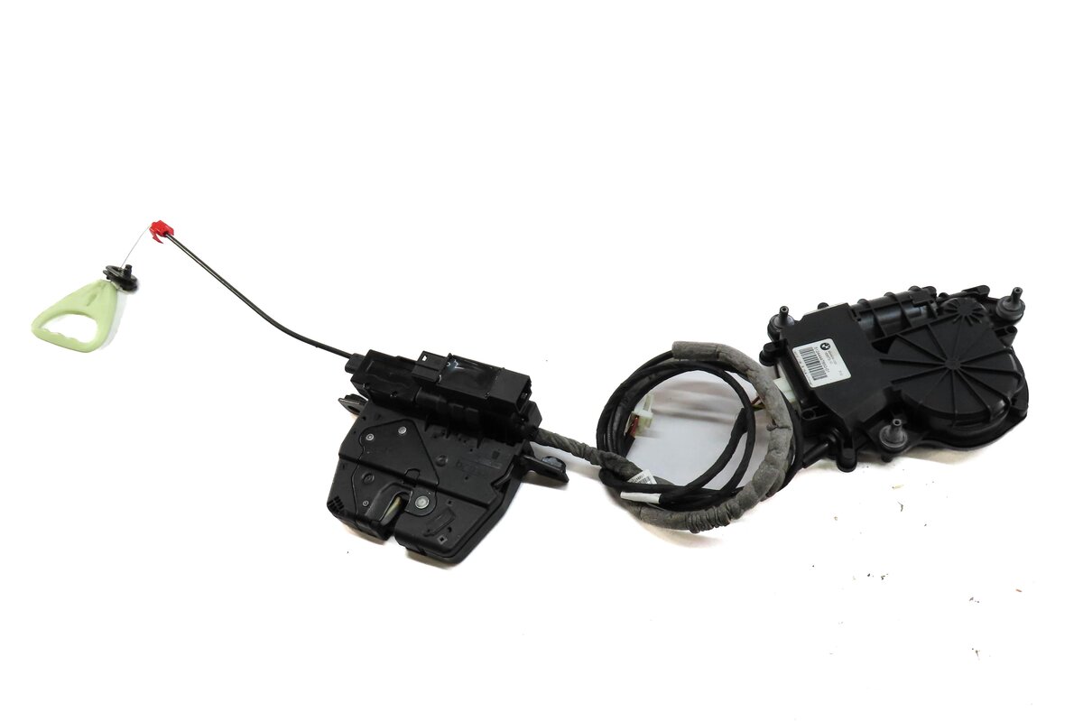 Thumbnail 2: 2011 BMW 535i (F10) REAR TRUNK LOCK LATCH ACTUATOR w/ SOFT CLOSE ASSIST MOTOR