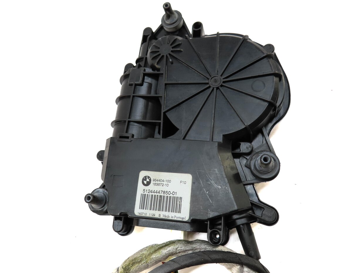 Thumbnail 4: 2011 BMW 535i (F10) REAR TRUNK LOCK LATCH ACTUATOR w/ SOFT CLOSE ASSIST MOTOR