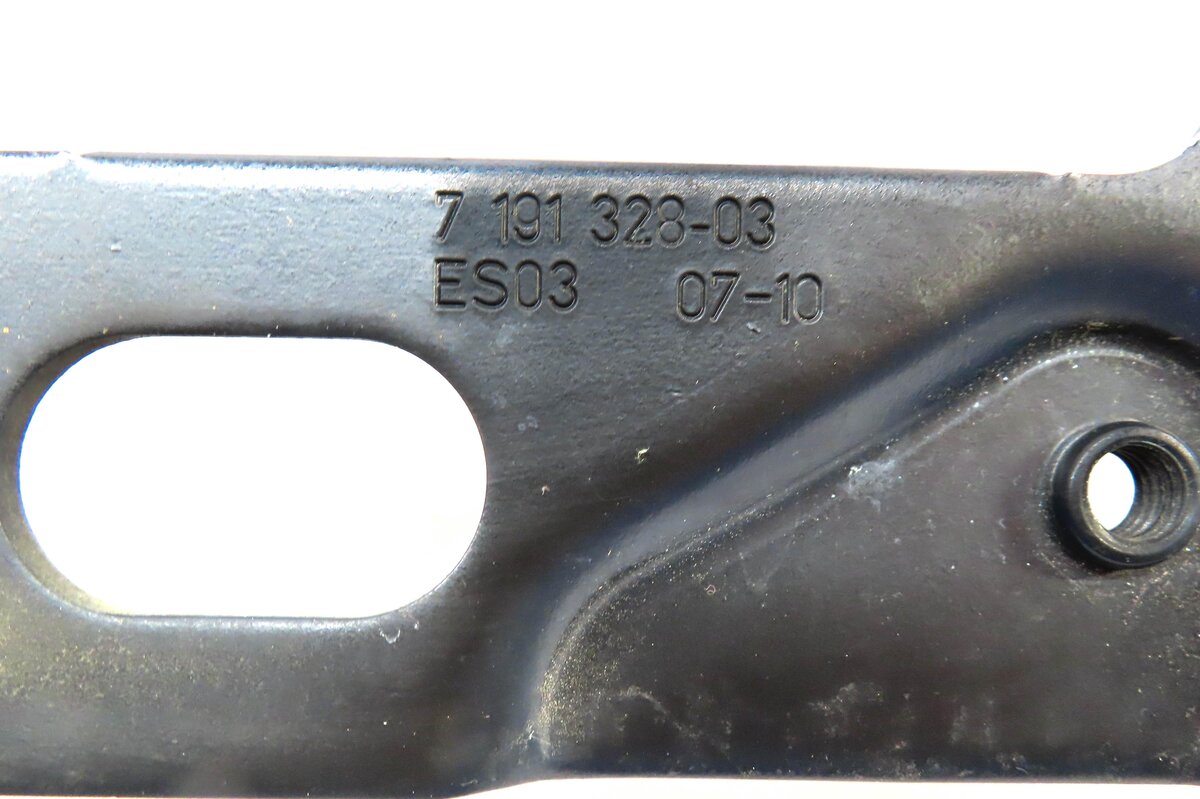 Thumbnail 7: 2011 BMW 5-SERIES (F10) FRONT LEFT & RIGHT HOOD HINGE SET (IMPERIAL BLUE A89)