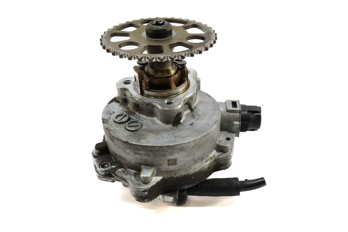 Thumbnail 3: 10-12 BMW 135i 335i 535i 640i X3 X5 X6 (E87 E90 E70) 3.0L N55 BRAKE VACUUM PUMP