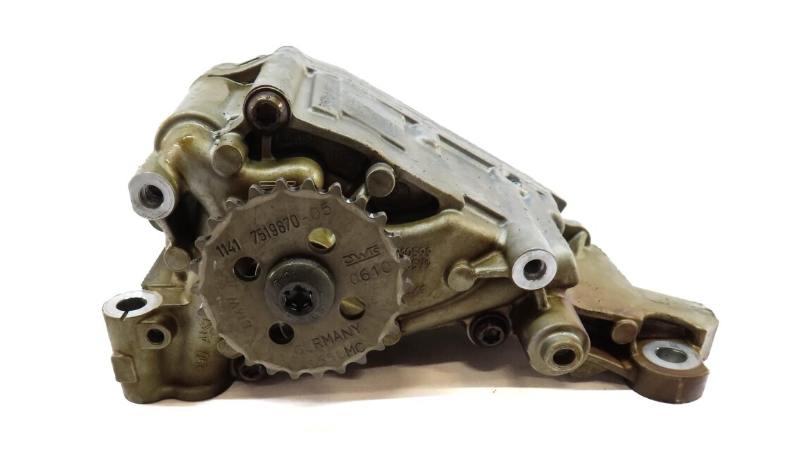 Thumbnail 2: 2011 BMW 535i (F10) 3.0L N55 TURBO ENGINE OIL PUMP