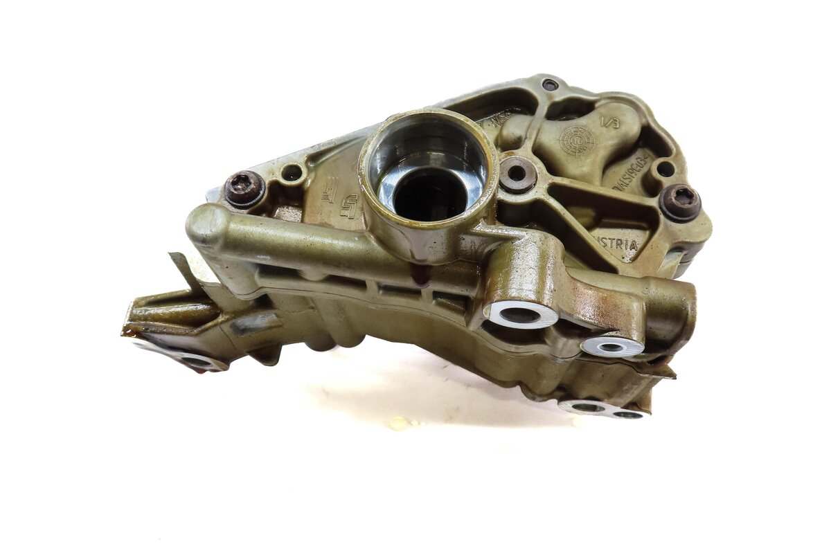 Thumbnail 4: 2011 BMW 535i (F10) 3.0L N55 TURBO ENGINE OIL PUMP