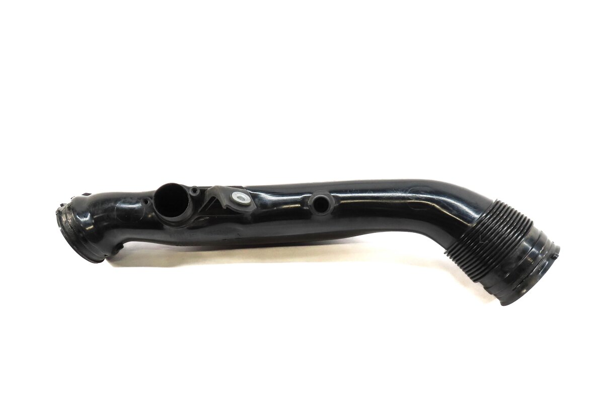 Thumbnail 2: 2011 BMW 535i (F10) 3.0L N55 TURBO ENGINE INTERCOOLER INDUCTION PIPE TUBE