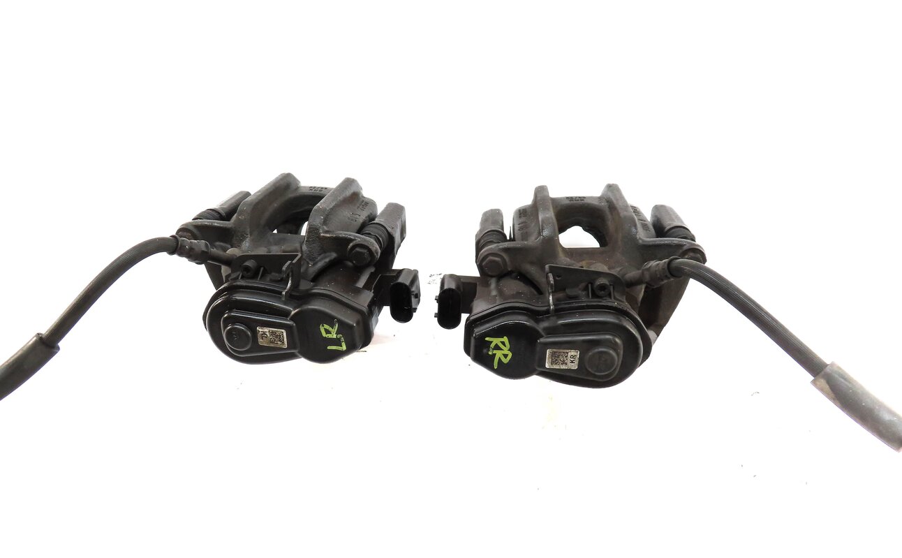 Thumbnail 3: 2011-2019 BMW 535i 550i 640i 650i (F06 F10) LEFT & RIGHT REAR BRAKE CALIPER SET