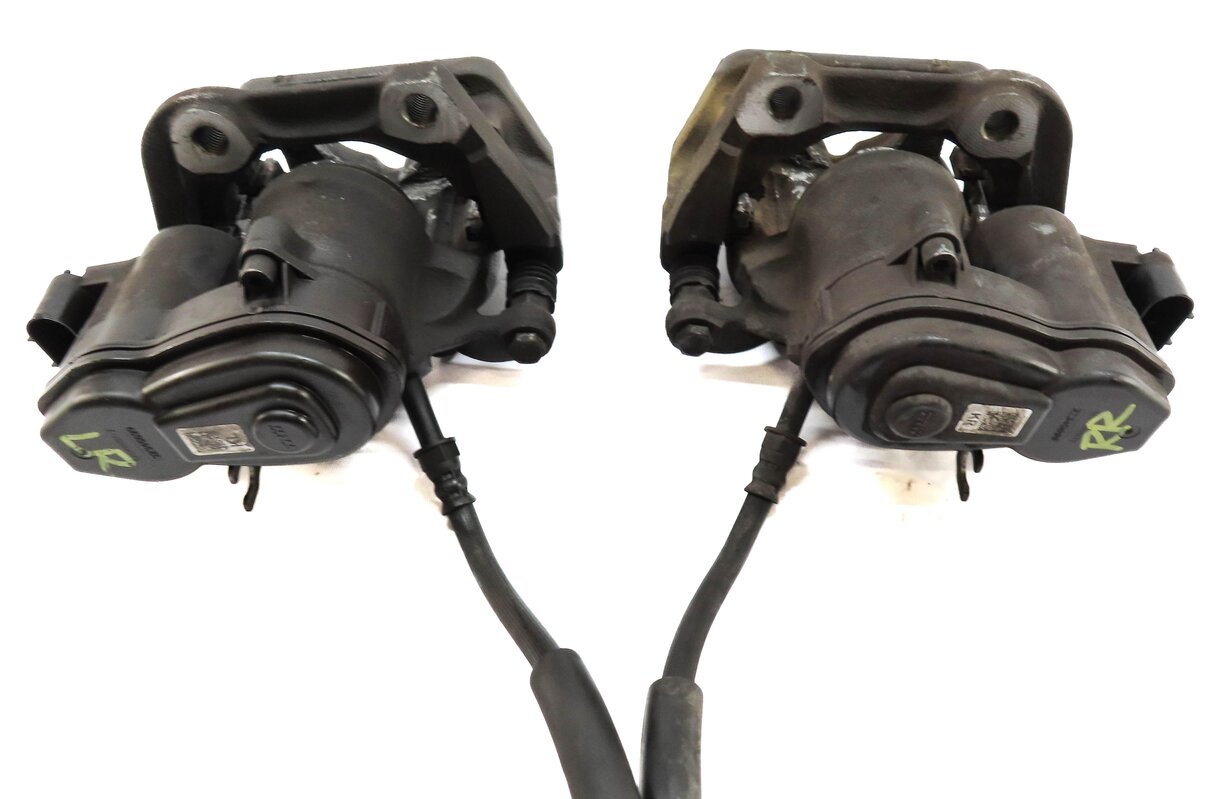 Thumbnail 4: 2011-2019 BMW 535i 550i 640i 650i (F06 F10) LEFT & RIGHT REAR BRAKE CALIPER SET