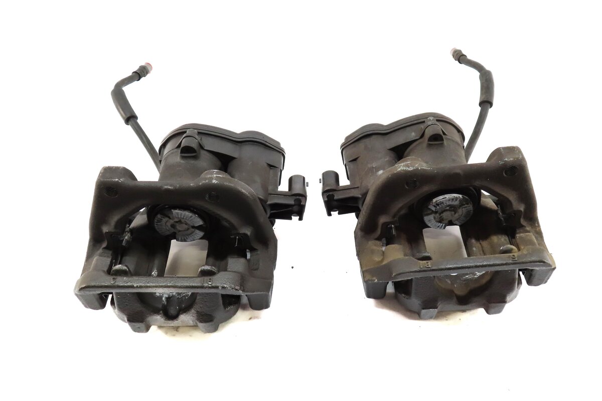 Thumbnail 5: 2011-2019 BMW 535i 550i 640i 650i (F06 F10) LEFT & RIGHT REAR BRAKE CALIPER SET