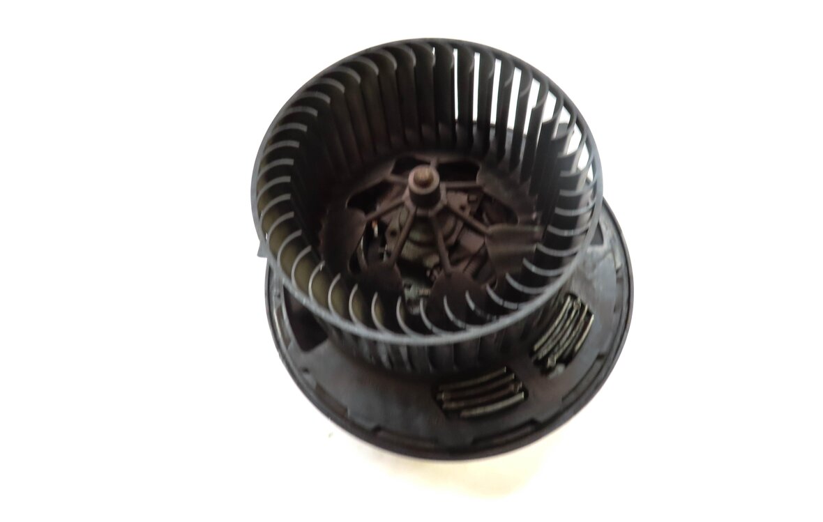 2009-2018 BMW 5 / 6 / 7 SERIES (F01 F06 F10 F12) FRONT BLOWER MOTOR w/ RESISTOR