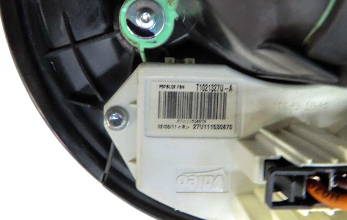 Thumbnail 4: 2009-2018 BMW 5 / 6 / 7 SERIES (F01 F06 F10 F12) FRONT BLOWER MOTOR w/ RESISTOR