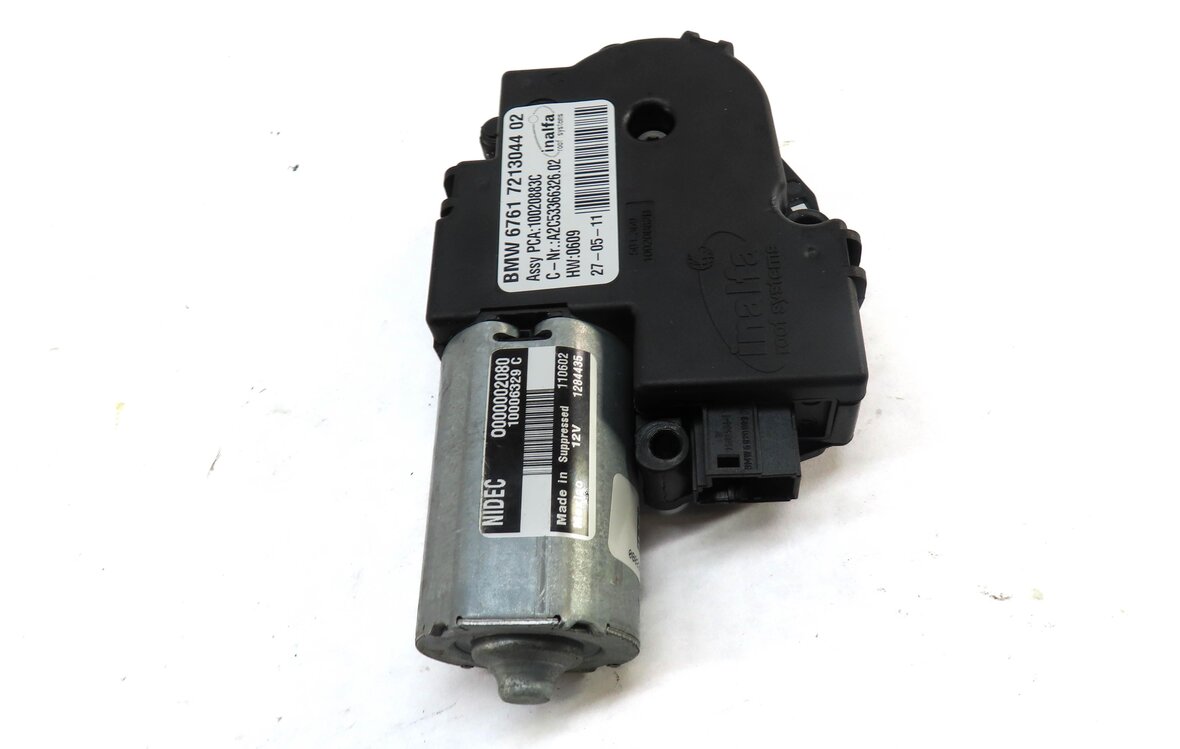 Thumbnail 2: 04-13 BMW X5 (E53 E70) 04-11 X3 (F25) PANORAMIC GLASS SUNROOF SUN SHADE MOTOR