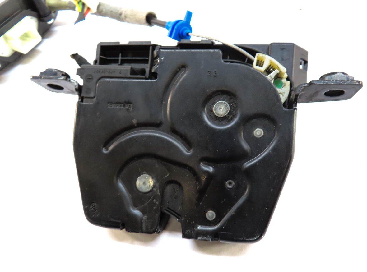 Thumbnail 6: 2011 BMW X3 (F25) TRUNK LOCK LATCH ACTUATOR w/ SOFT CLOSE MOTOR & CABLE SET