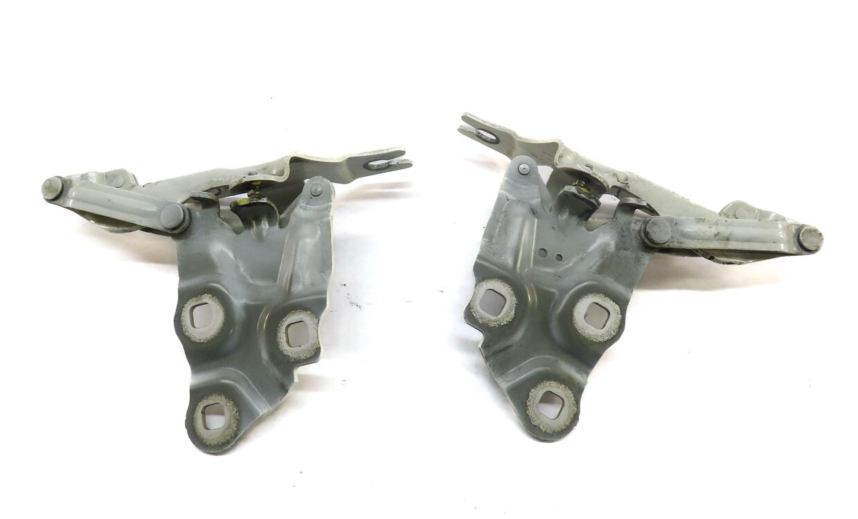Thumbnail 4: 11-18 BMW X3 X4 (F25 F26) FRONT LEFT & RIGHT HOOD HNGE SET-2 (ALPINE WHITE 3)