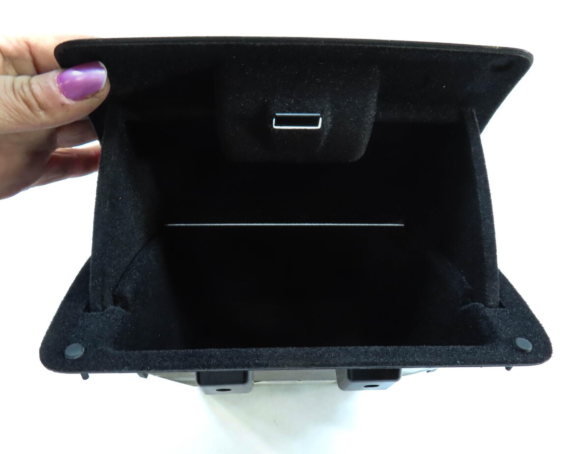 Thumbnail 5: 2011 BMW X3 (F25) FRONT LEFT DASH STORAGE COMPARTMENT GLOVE BOX (BLACK)
