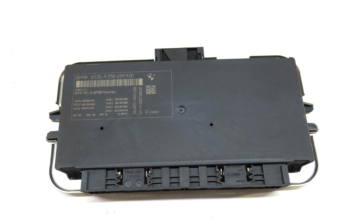 Thumbnail 2: 10-17 BMW 5 6 7 M5 X3 X4 (F06 F10 F12 F25 F26) FRM III BODY LIGHT CONTROL MODULE