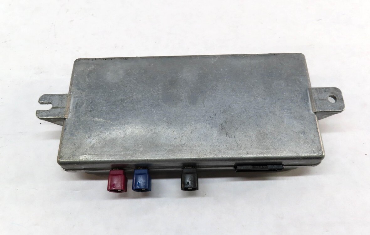 Thumbnail 3: 2011-2014 BMW X3 (F25) SIDE VIEW REARVIEW CAMERA CONTROL MODULE