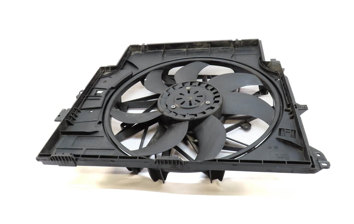 Thumbnail 3: 11-18 BMW X3 X4 (F25 F26) 3.0L N55 TURBO ENGINE 600 WATT RADIATOR COOLING FAN