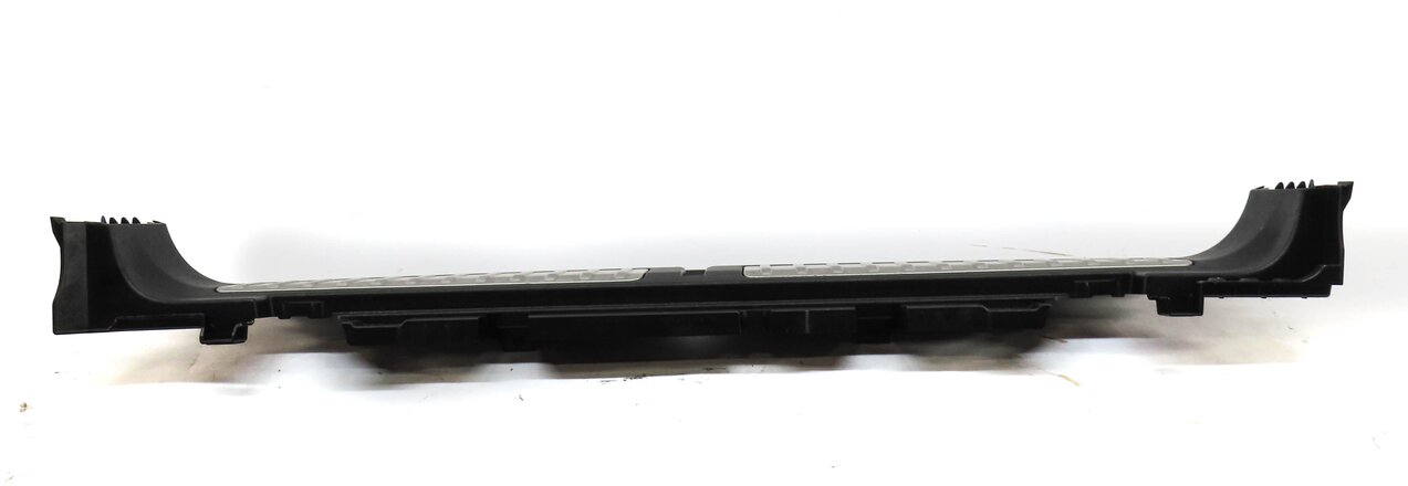 Thumbnail 3: 2011 BMW X3 (F25) TRUNK SILL KICK PLATE COVER TRIM PANEL (BLACK & SILVER)