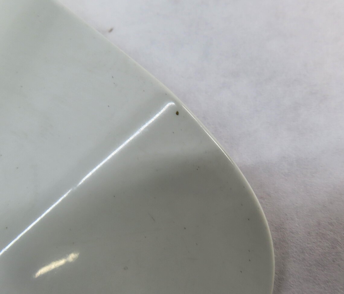 Thumbnail 5: 2011 BMW X3 (F25) FUEL TANK GAS FILLER DOOR (APLINE WHITE 3)