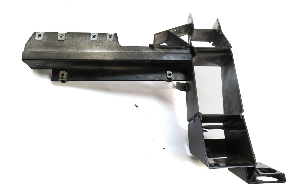 Thumbnail 4: 2011 BMW X3 (F25) RADIATOR LEFT & RIGHT SUPPORT MOUNT BRACKET SET OF 2