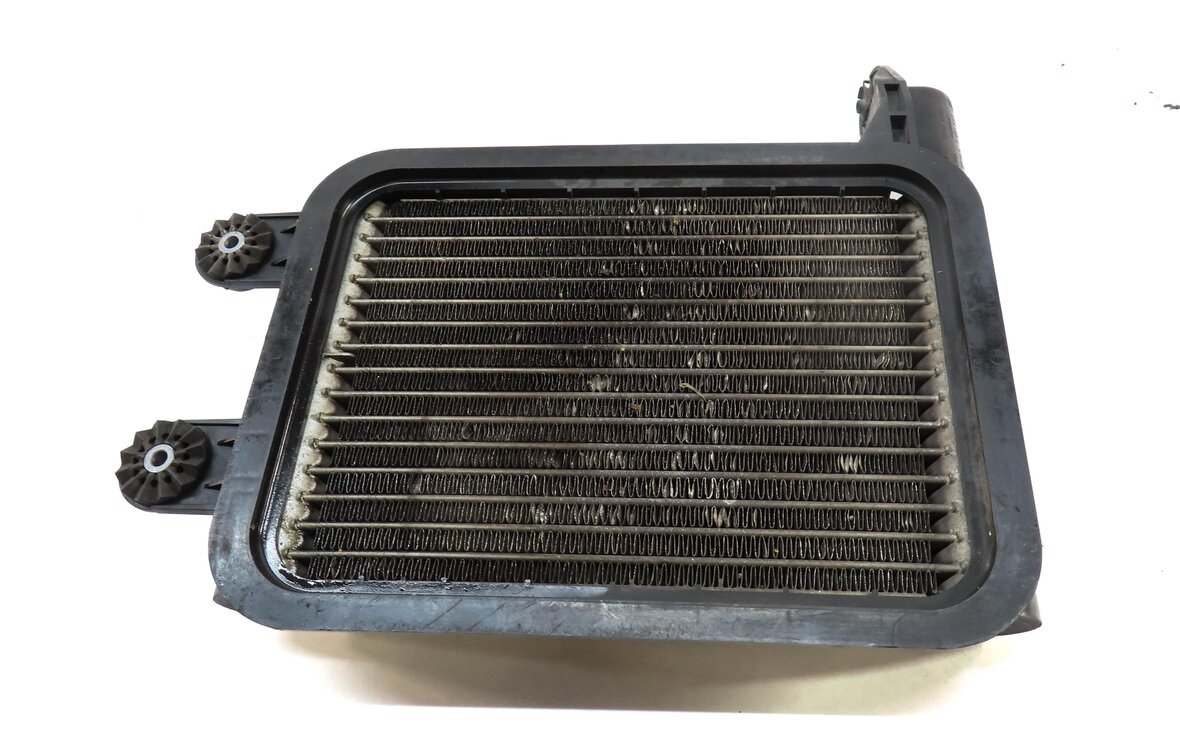 Thumbnail 3: 11-18 BMW X3 X4 (F25 F26) 3.0T N55 TURBO ENGINE OIL COOLER RADIATOR