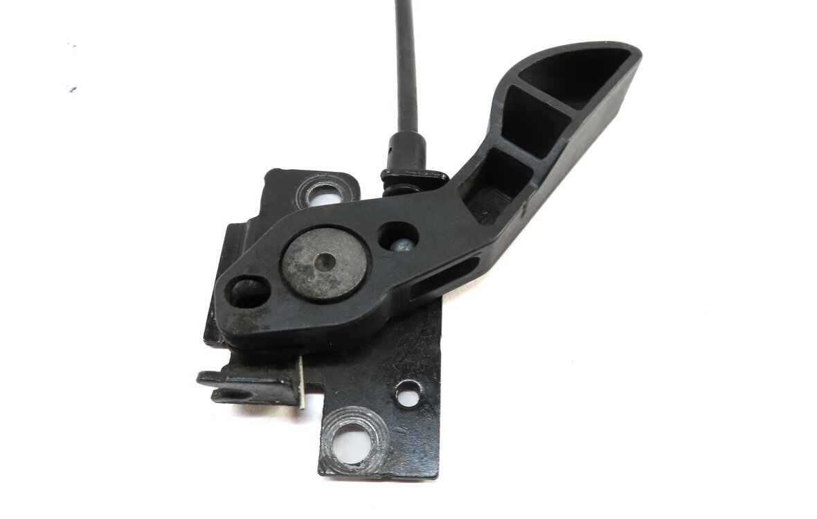 Thumbnail 3: 2011 BMW X3 (F25) HOOD SAFETY CATCH HOOK w/ RELEASE LEVER & CABLE