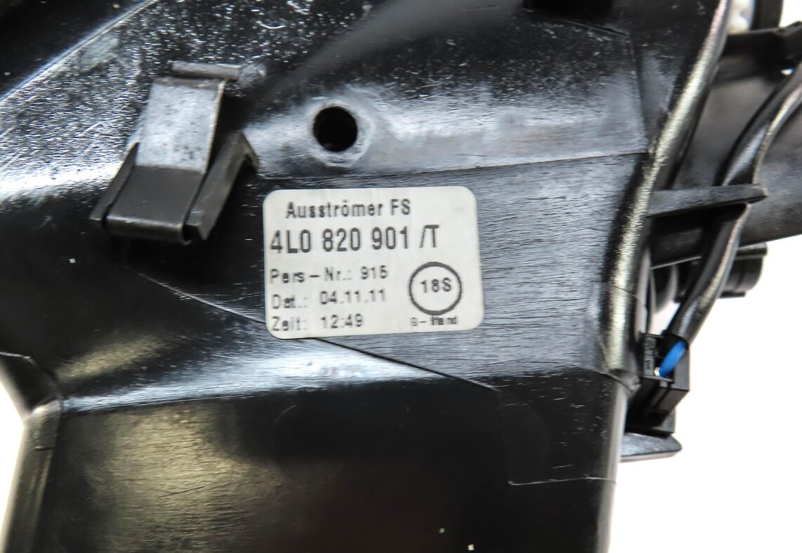 Thumbnail 5: 2012 AUDI Q7 (4L) FRONT LEFT DRIVER OUTER DASH HEATER A/C AIR VENT