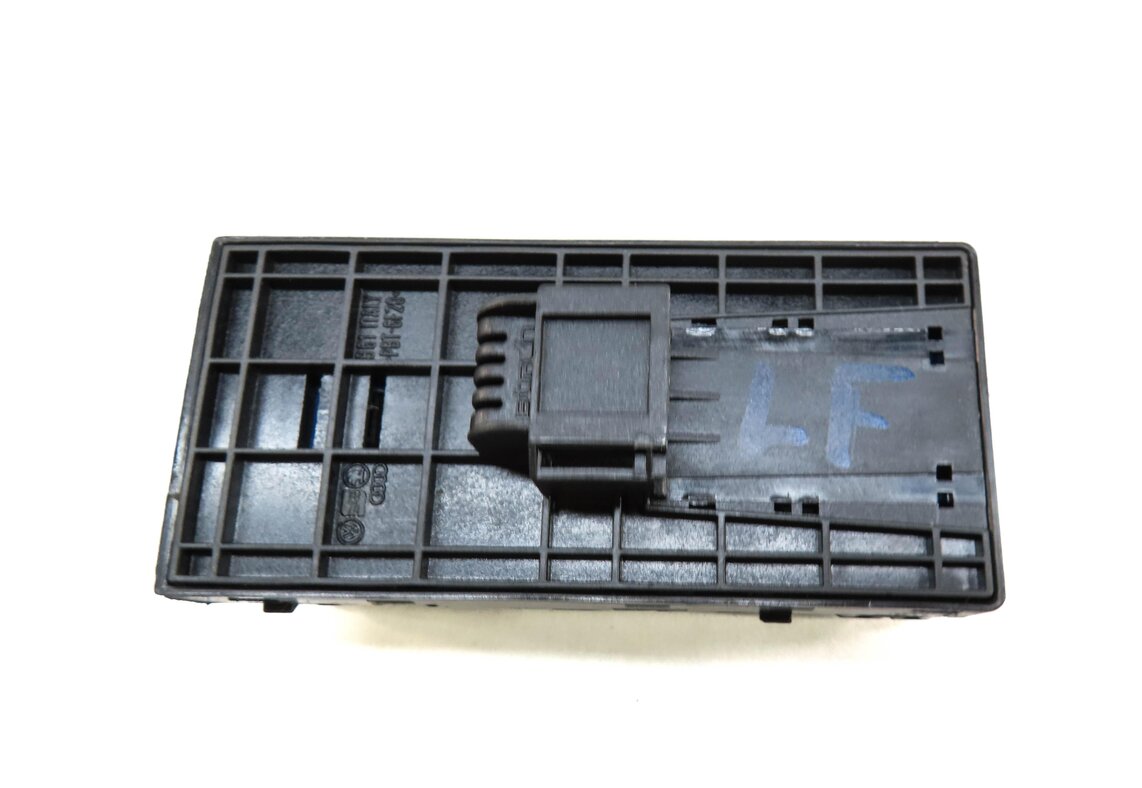 Thumbnail 4: 2011-2015 AUDI Q7 (4L) LEFT DRIVER MASTER POWER WINDOW SWITCH w/ CHILD LOCK